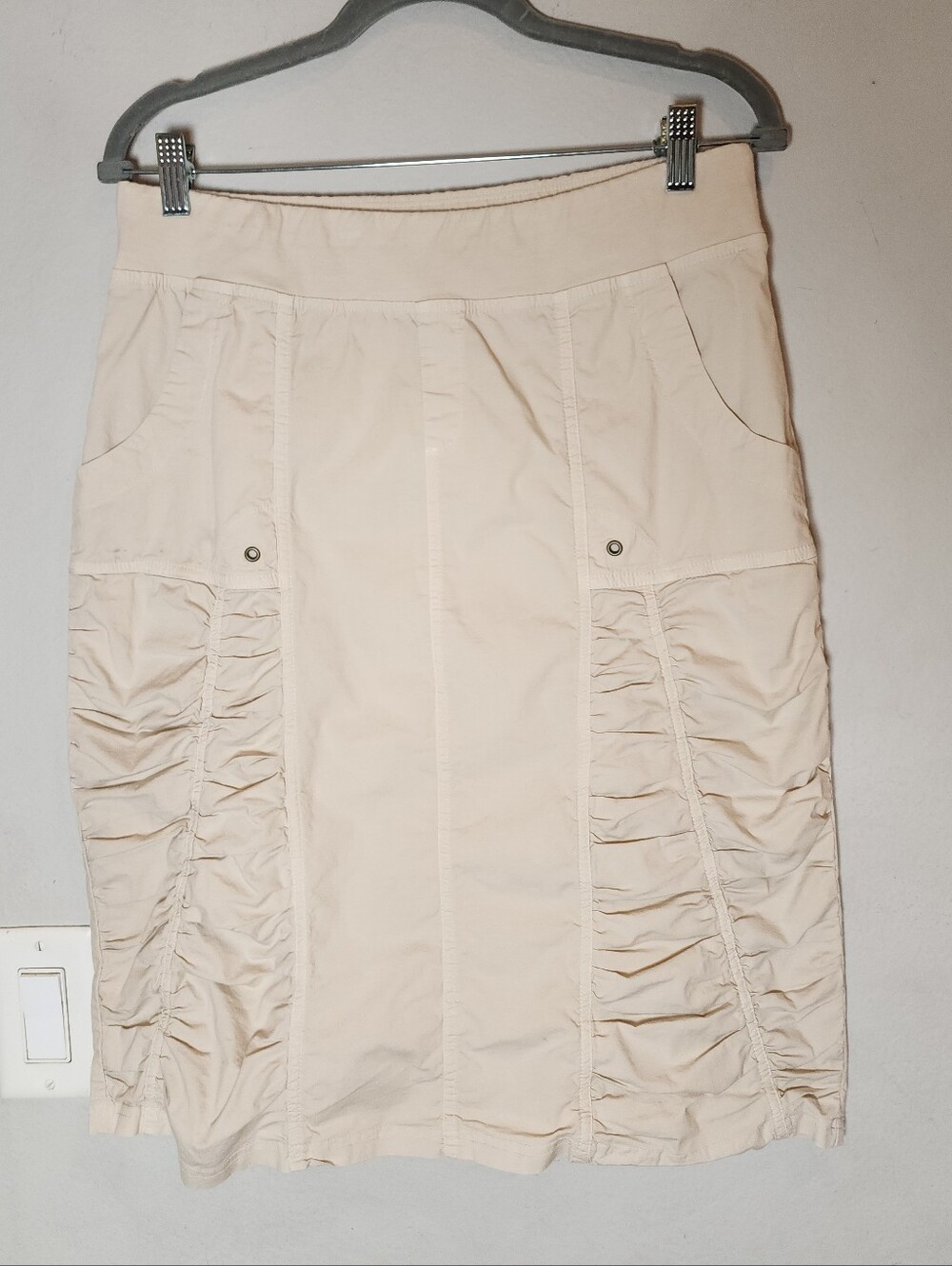 XCVI Wearables Beige Ruched Shirred Pull On Skirt Size Small Cotton Spandex